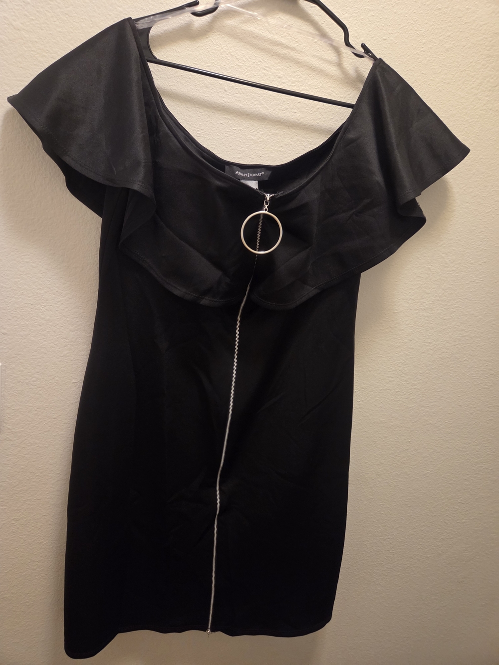 Ashley Stewart Black Off-Shoulder Ruffle Dress with Ring Zip